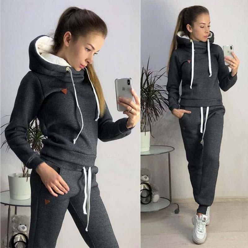 DROOM - Comfortable, Cozy, and Chic Athletic Jogging Set