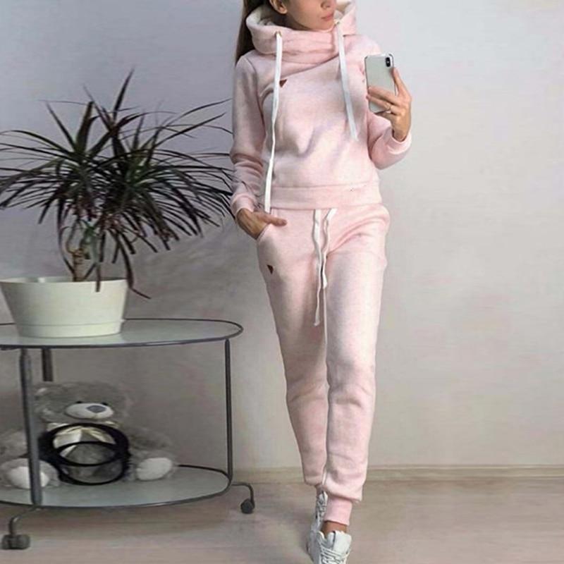 DROOM - Comfortable, Cozy, and Chic Athletic Jogging Set