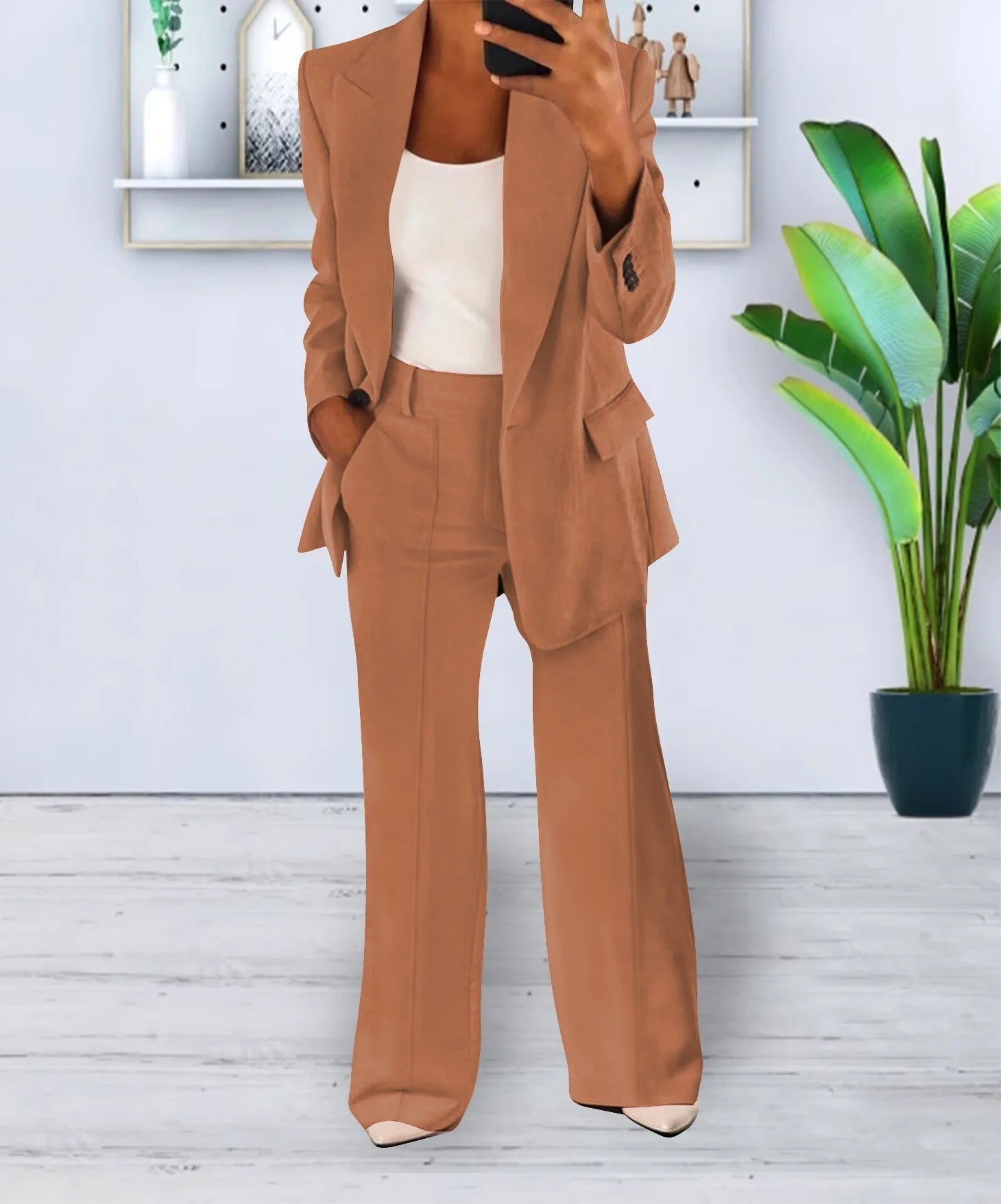 Comfortable Women's Suit with Relaxed Fit